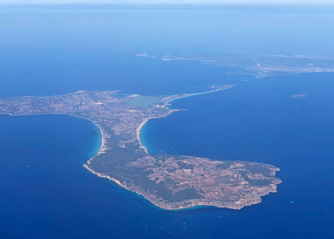 Eilmeldung: Ibiza macht ab morgen, 23. Jan., die Insel dicht!